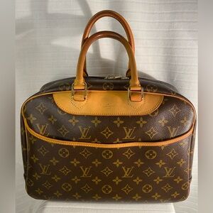 LOUIS VUITTON Monogram Deauville Handbag Beautiful Condition